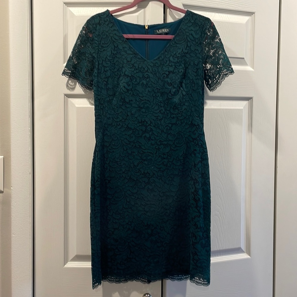 Woman’s RALPH Lauren (Size 6) Dress